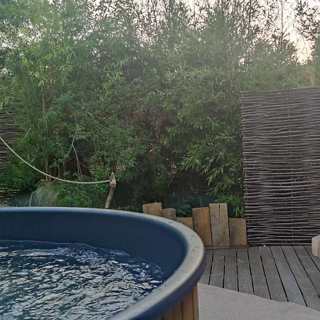 Coeur De Ferme En Pevele 3* Attiches